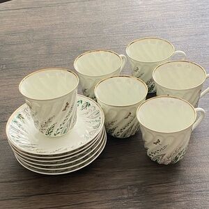 Elegant Green and White Tea Set